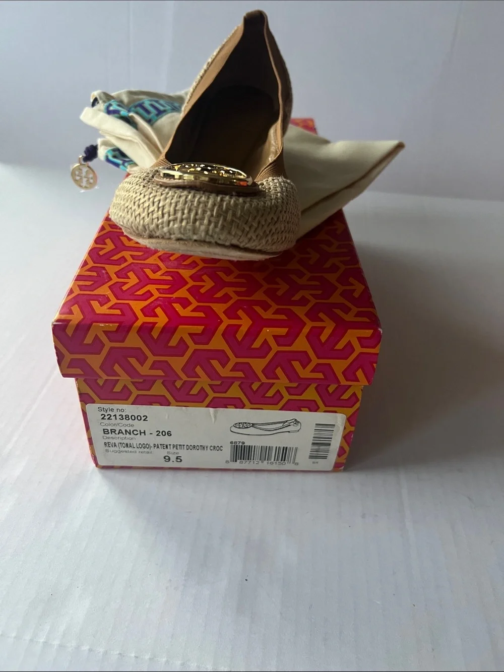 Tory Burch Reva ballet flats woven raffia straw texture and gold-tone metal logo